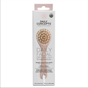 Daily Concepts Facial Dry Brush